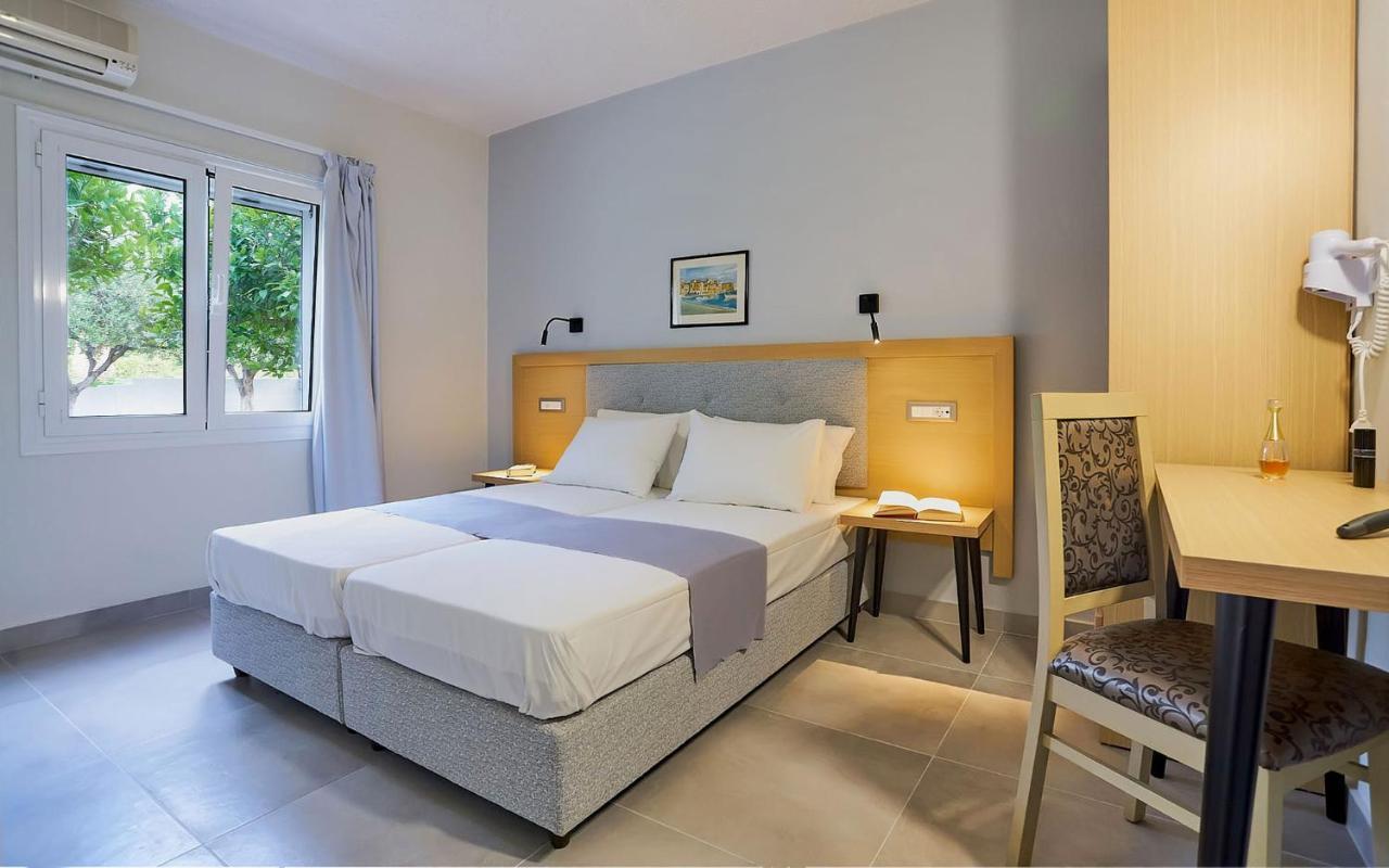 Sergiani Garden Hotel Apartments สตาลิดา ภายนอก รูปภาพ